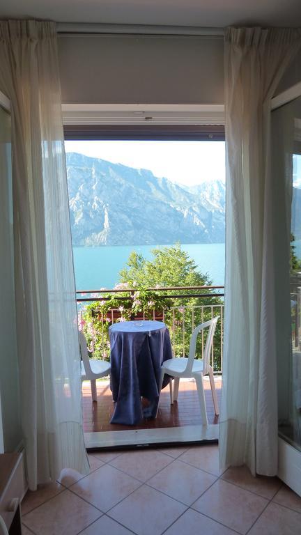 Hotel Baitone - Nature Village Мальчезине Номер фото